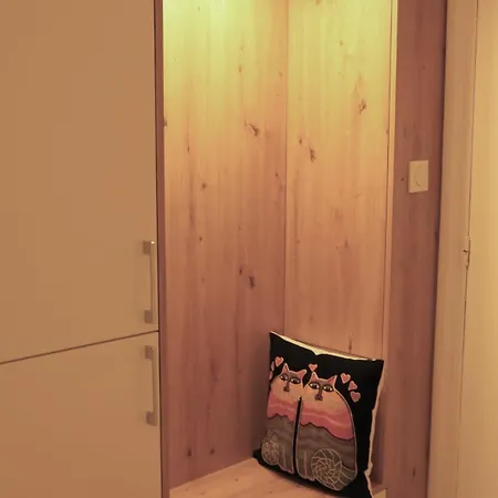 Stylish And Cozy Renovated 10 * 파리