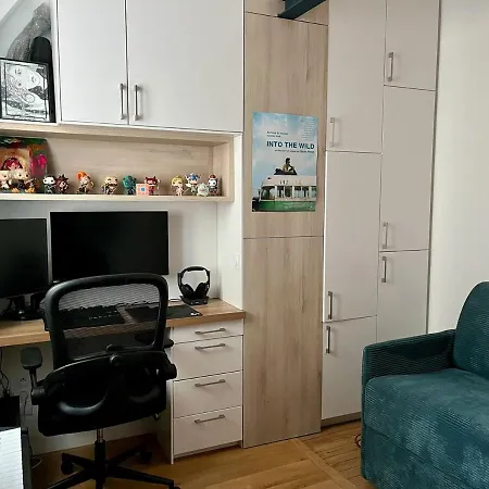 아파트 Stylish And Cozy Renovated 10